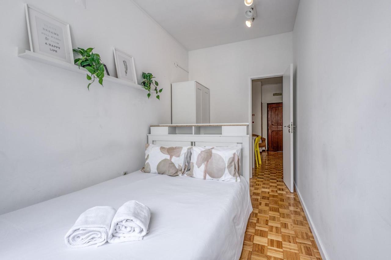 Travel & Live Alegria 248 Apartment Порто Екстериор снимка