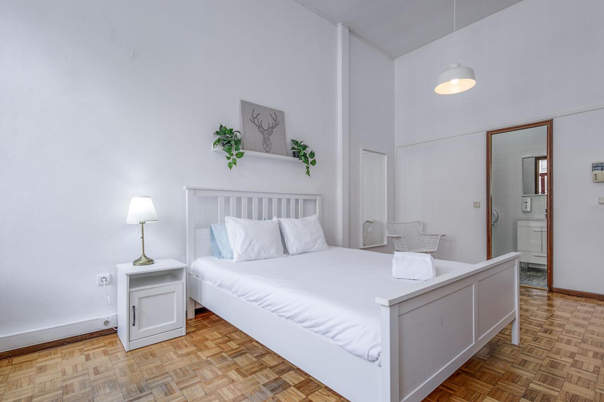 Travel & Live Alegria 248 Apartment Порто Стая снимка